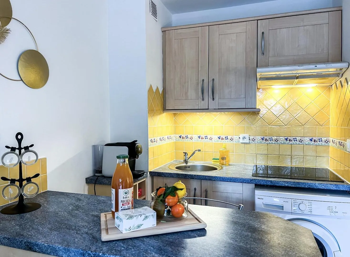 Appartement Le Cocon Provencal - Parking Jardin Clim La Ciotat 0*,  France